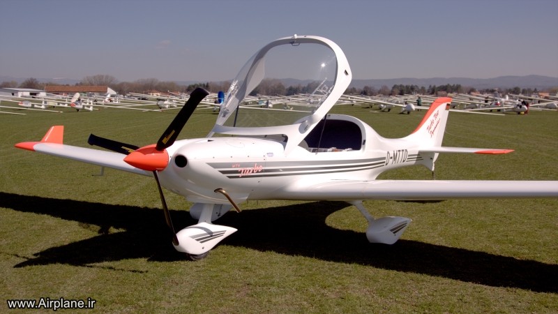 هواپیمای داینامیک Dynamic WT9