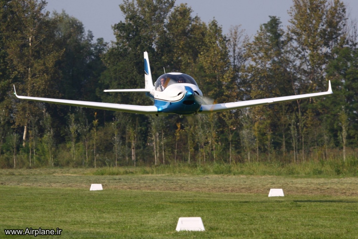 هواپیمای فوق سبک Skyleader 600