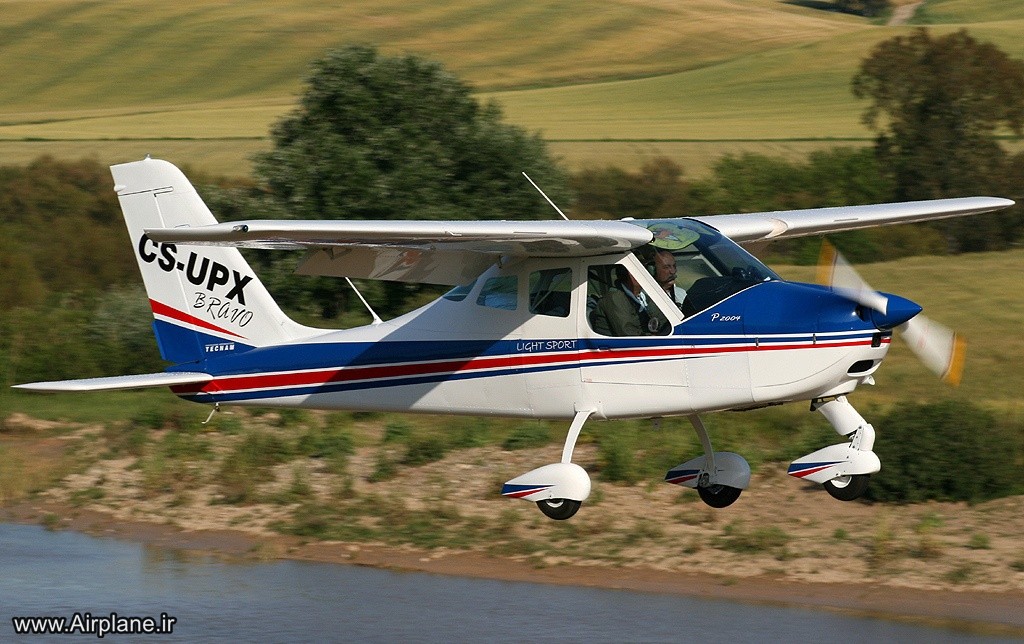 هواپیمای Tecnam P2004 Bravo