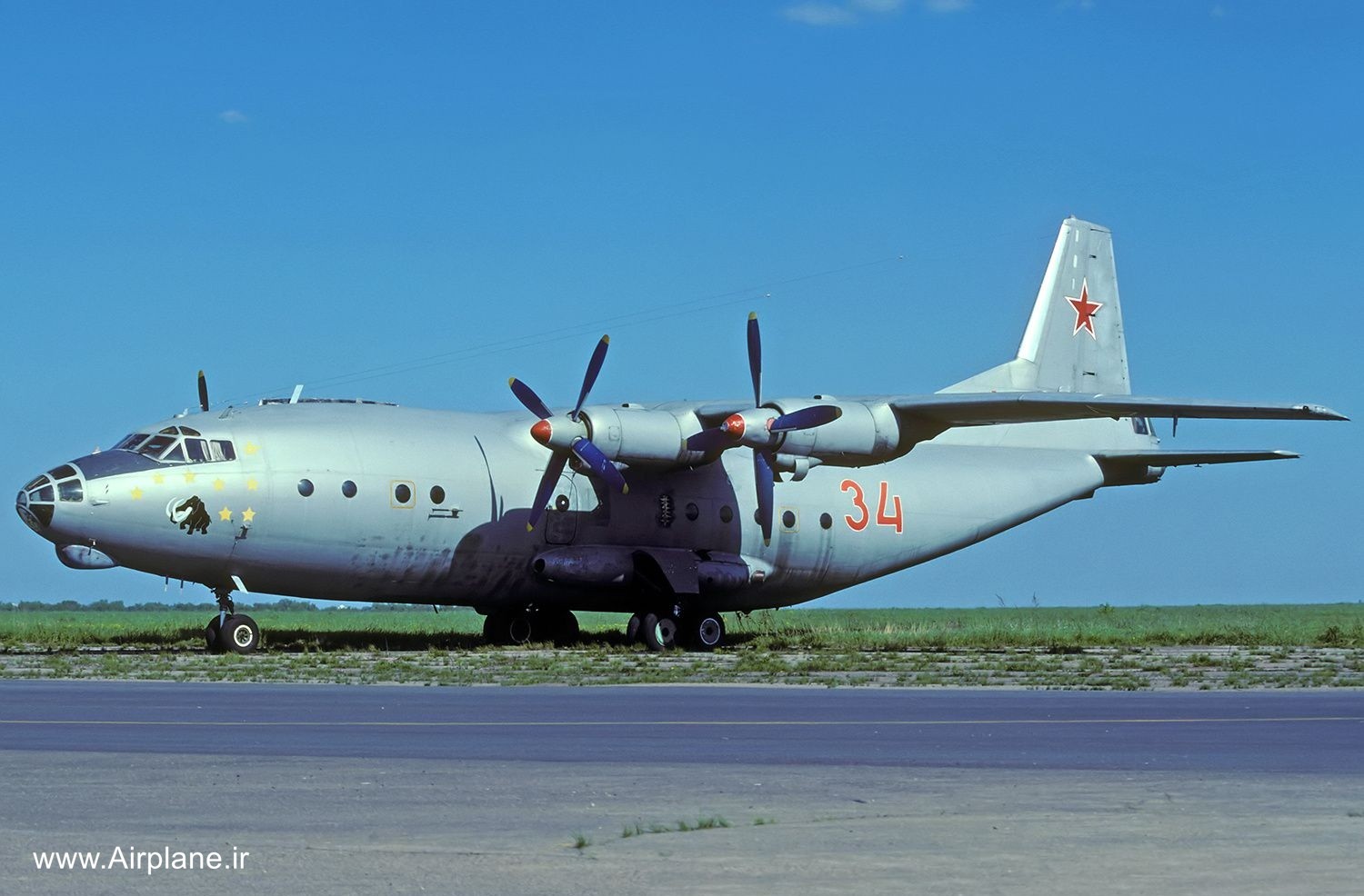Antonov An-12