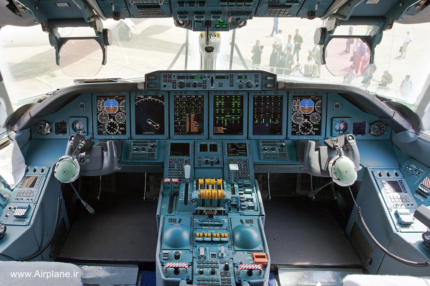 کابین خلبان هواپیمای آنتونوف An-70
