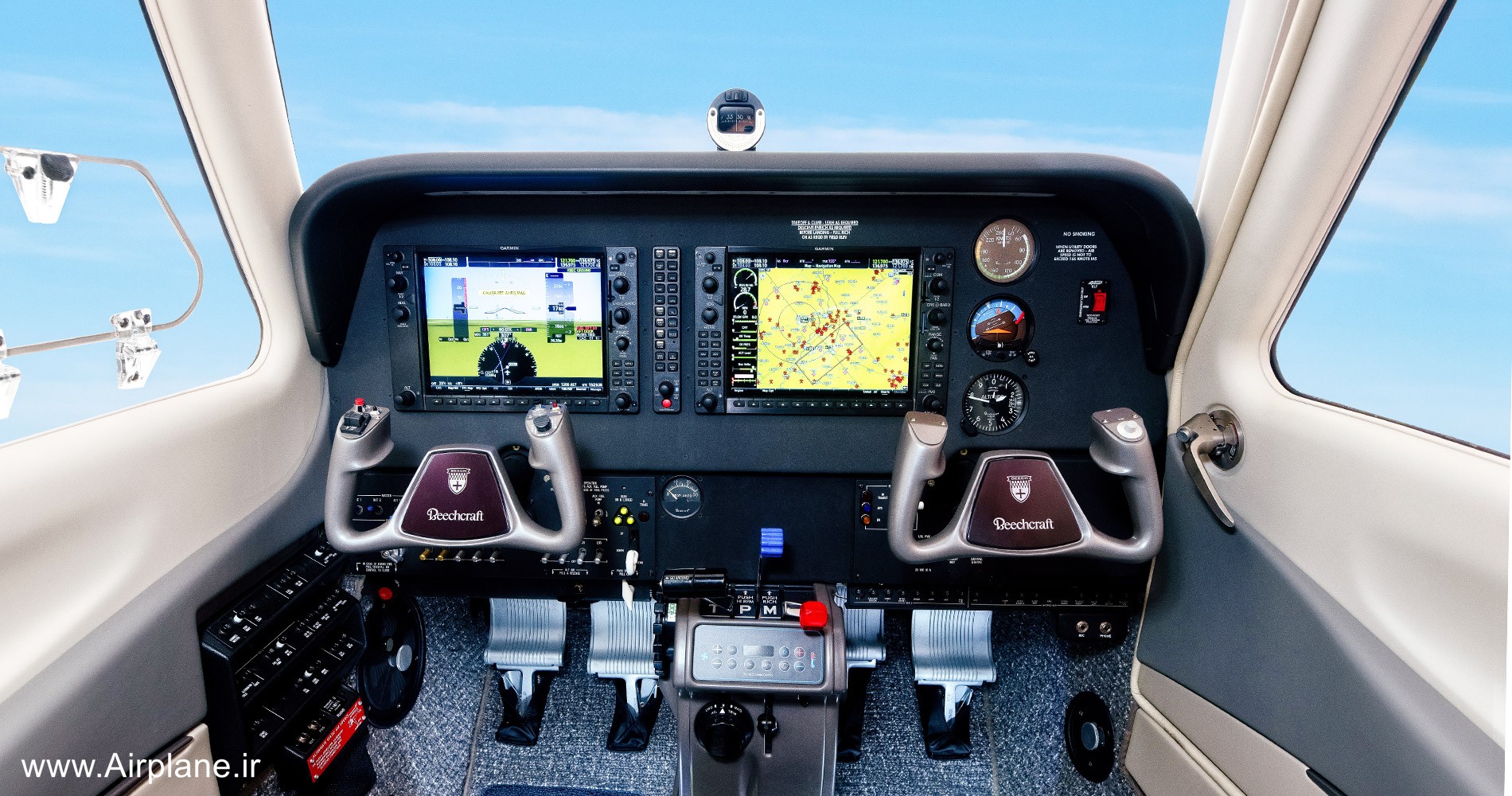 کابین هواپیمای Beechcraft Bonanza