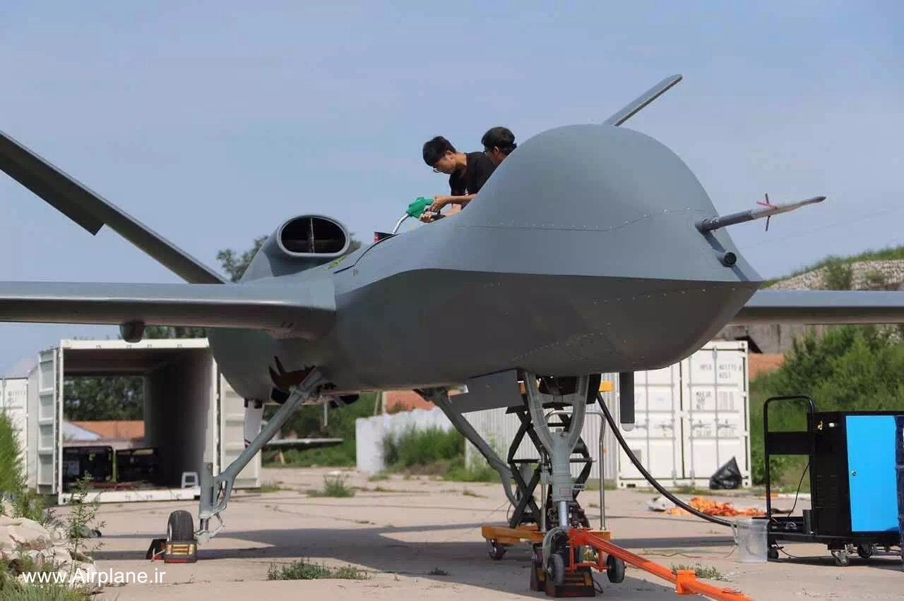 تعمیر نگهداری هواپیمای بدون سر نشین CASC CH-5