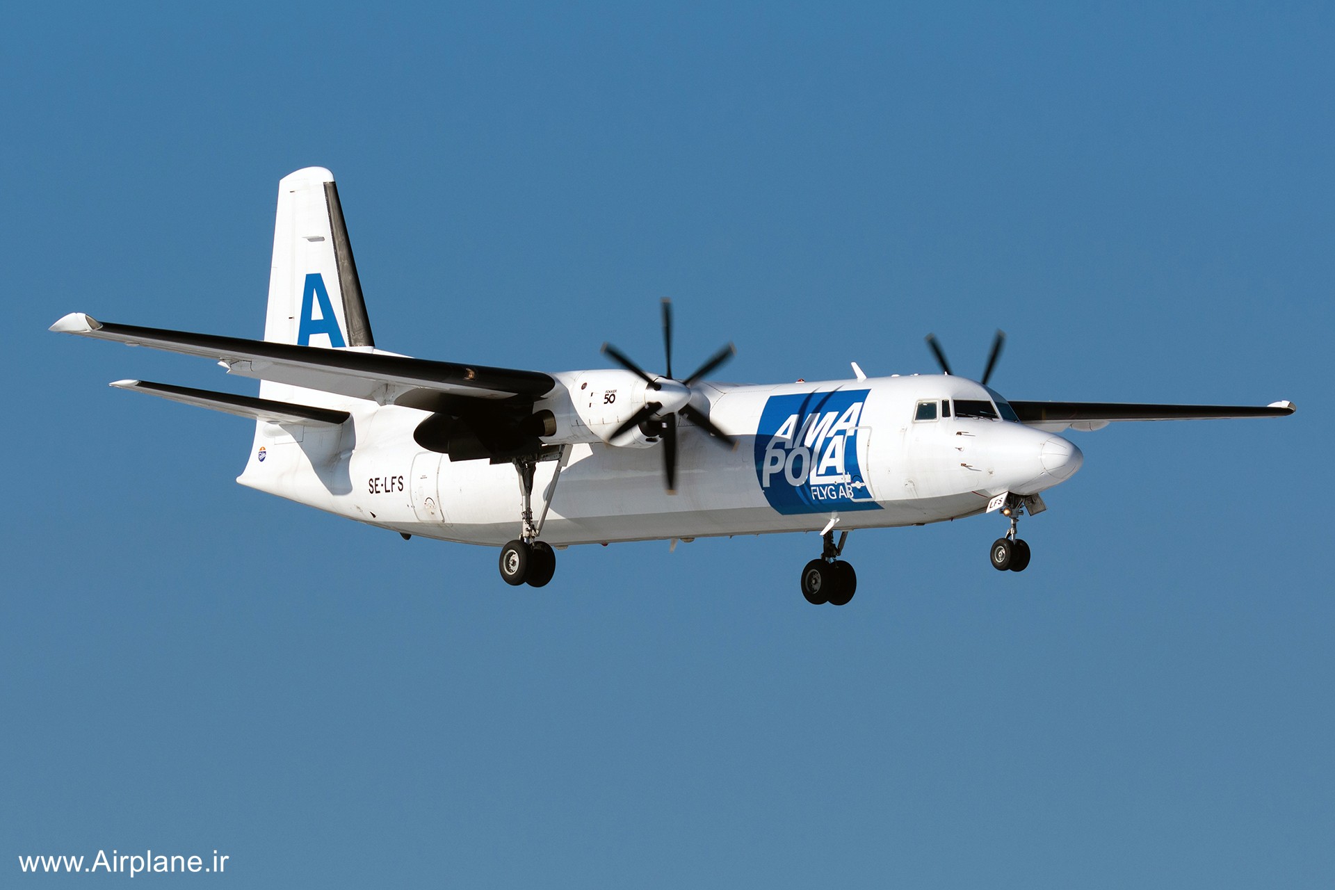 هواپیمای فوکر 50